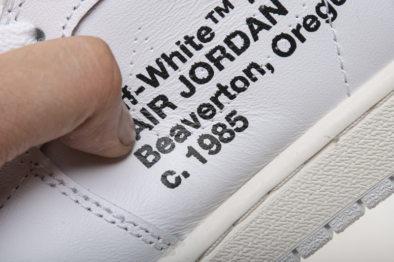 Fake Off-White x Air Jordan 1 Retro High OG 