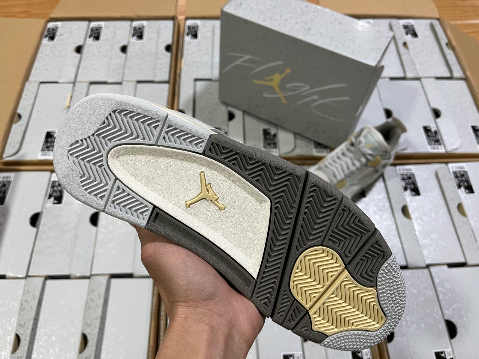 Nike Air Jordan 4 SE Craft 